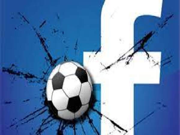 Nên hay không khi xem bóng đá trực tiếp trên Facebook? 