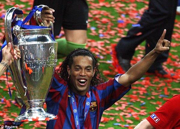 Ronaldinho vô địch C1 cùng Barcelona