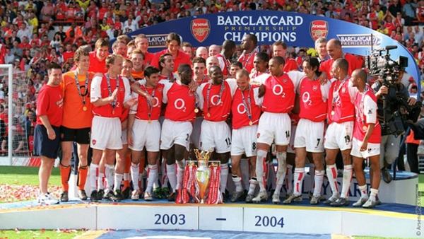 Arsenal vô địch Premier League 2004