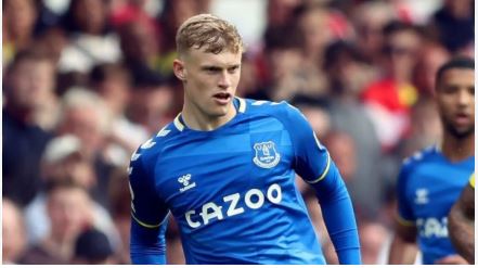 Jarrad Branthwaite từ Everton cũng là một thương vụ đáng tiền (Chi phí khoảng 75 triệu bảng)