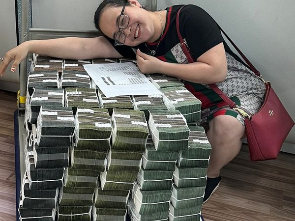 Trúng vé số 20 tỷ đóng thuế bao nhiêu đúng quy định?