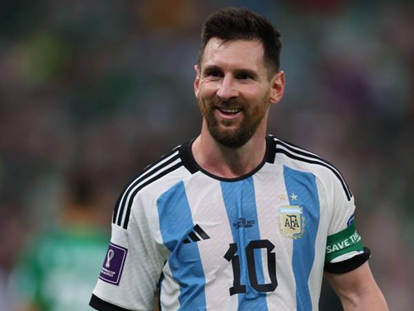 Nhìn lại sự nghiệp bóng đá của Messi gắn với chiếc áo số 10