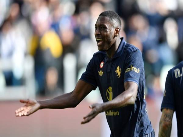 Kolo Muani từng khoác áo những đội bóng nào?