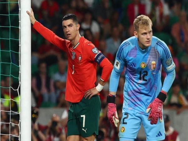 Ronaldo ngọn lửa không tắt của Bồ Đào Nha