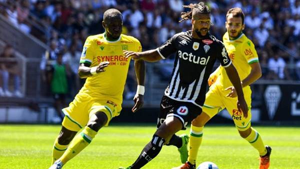 Angers vs Nantes Angers vs Nantes